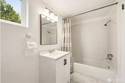 10713 15th Avenue NE, Seattle, WA 98125 - Photo 27