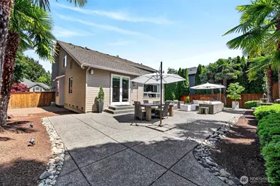 25817 NE 4th Place, Sammamish, WA 98074 - Photo 31