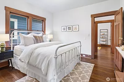 4754 4th Avenue NE, Seattle, WA 98105 - Photo 13