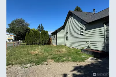 4727 Ocean Beach Highway, Longview, WA 98632 - Photo 17
