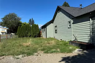 4727 Ocean Beach Hwy, Longview, WA 98632 - Photo 17