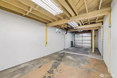 10235 33rd Avenue SW, Seattle, WA 98146 - Photo 9