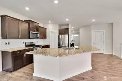 7709 208th Avenue E, Bonney Lake, WA 98391 - Photo 7