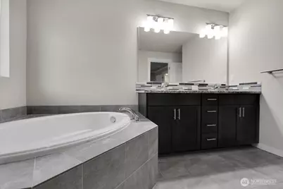 7709 208th Avenue E, Bonney Lake, WA 98391 - Photo 21