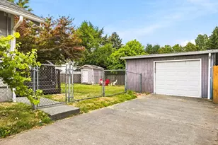 8848 13th Ave SW, Seattle, WA 98106 - Photo 25