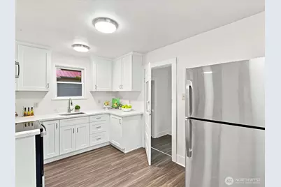 8848 13th Avenue SW, Seattle, WA 98106 - Photo 9