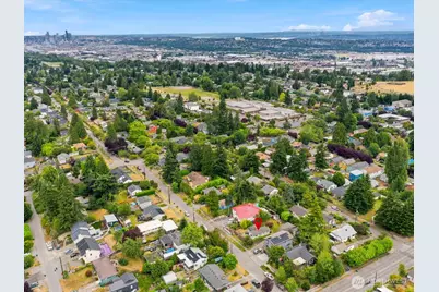 8848 13th Avenue SW, Seattle, WA 98106 - Photo 35