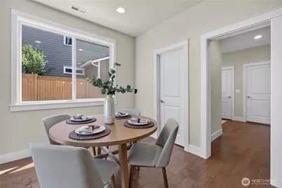 21056 SE 6th Place, Sammamish, WA 98074 - Photo 17