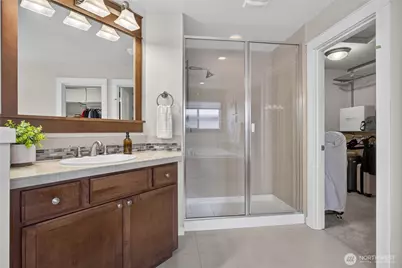 21056 SE 6th Place, Sammamish, WA 98074 - Photo 31