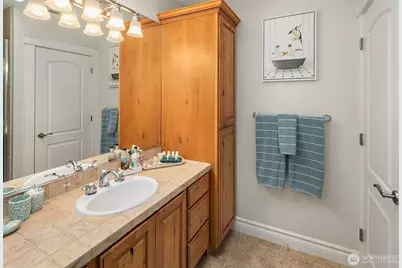 456 W Lake Sammamish Parkway SE, Bellevue, WA 98008 - Photo 29