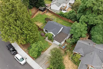555 Windsor Place NE, Renton, WA 98056 - Photo 25