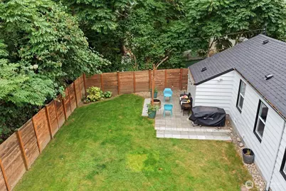555 Windsor Place NE, Renton, WA 98056 - Photo 35
