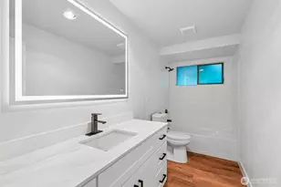 1508 NE Brockman Pl, Seattle, WA 98125 - Photo 9