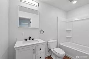 1508 NE Brockman Pl, Seattle, WA 98125 - Photo 13