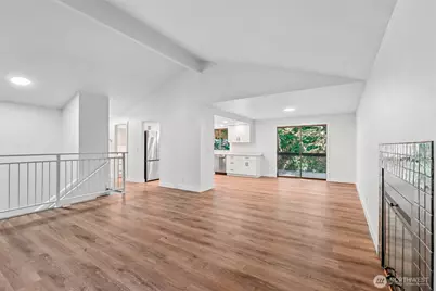 1508 NE Brockman Place, Seattle, WA 98125 - Photo 3