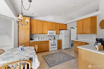 5106 149th Street SE, Everett, WA 98208 - Photo 11
