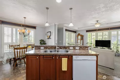 6586 NE Aquarius Lane, Bremerton, WA 98311 - Photo 11