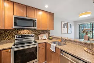 2591 E Madison St, Seattle, WA 98112 - Photo 5