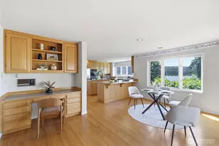 4123 205th Ave SE, Sammamish, WA 98075 - Photo 7