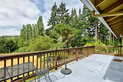 7750 NE Bergman Road, Bainbridge Island, WA 98110 - Photo 15