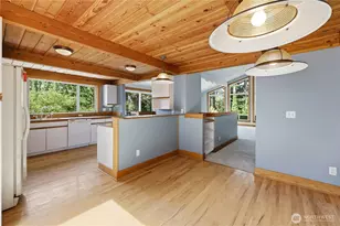 7750 NE Bergman Rd, Bainbridge Island, WA 98110 - Photo 23