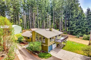 7750 NE Bergman Rd, Bainbridge Island, WA 98110 - Photo 5