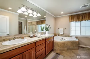 13563 NE 202nd St, Woodinville, WA 98072 - Photo 17