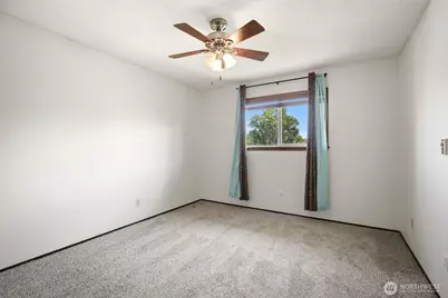 100 N 56th Avenue #100, Yakima, WA 98908 - Photo 15
