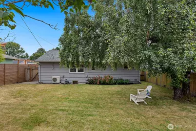 9261 31st Avenue SW, Seattle, WA 98126 - Photo 15