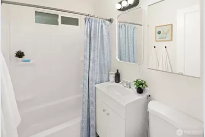 9261 31st Avenue SW, Seattle, WA 98126 - Photo 13
