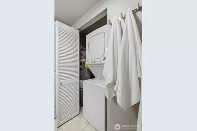 4831 Fauntleroy Way SW #103, Seattle, WA 98116 - Photo 9