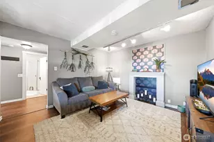 9725 Phinney Ave N, Seattle, WA 98103 - Photo 21