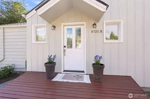 9725 Phinney Ave N, Seattle, WA 98103 - Photo 5