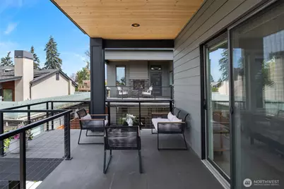 635 17th Avenue W, Kirkland, WA 98033 - Photo 35