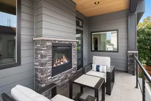 635 17th Ave W, Kirkland, WA 98033 - Photo 21