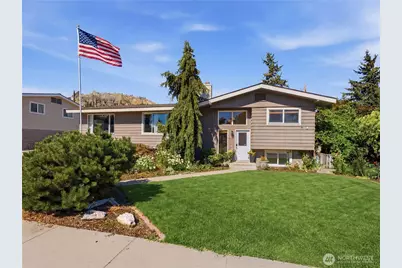 1116 Wedgewood Avenue, Wenatchee, WA 98801 - Photo 1