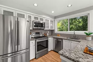 7024 155th Pl Pl NE, Redmond, WA 98052 - Photo 5