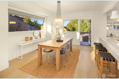 2612 1st Avenue N, Seattle, WA 98109 - Photo 9