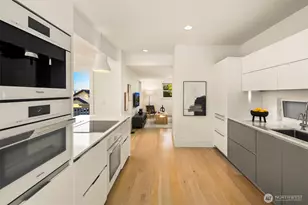2612 1st Ave N, Seattle, WA 98109 - Photo 13
