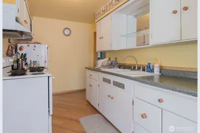 2124 N Callow Avenue, Bremerton, WA 98312 - Photo 17