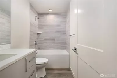 1123 18th Avenue #C, Seattle, WA 98122 - Photo 11