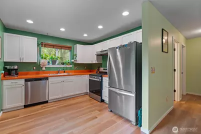 2026 Island Drive NW, Olympia, WA 98502 - Photo 13