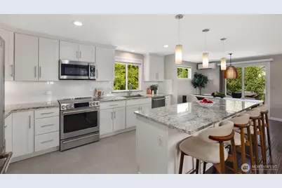 1520 NE 89th Street, Seattle, WA 98115 - Photo 9