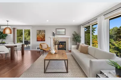 1520 NE 89th Street, Seattle, WA 98115 - Photo 3