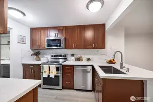 12630 100th Ln NE, Kirkland, WA 98034 - Photo 15