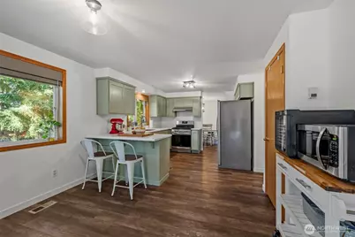 1273 NE Riksen Way, Oak Harbor, WA 98277 - Photo 9