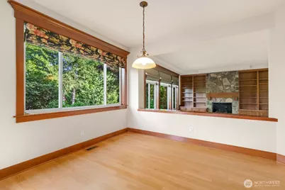 23431 NE 10th Place, Sammamish, WA 98074 - Photo 17