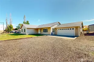 107 S Hill St, Weston, OR 97886 - Photo 1