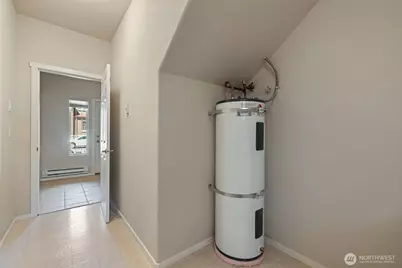 906 6th Avenue #C, Tacoma, WA 98405 - Photo 11