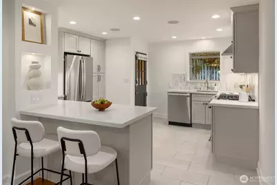 1021 McGilvra Boulevard E, Seattle, WA 98112 - Photo 11